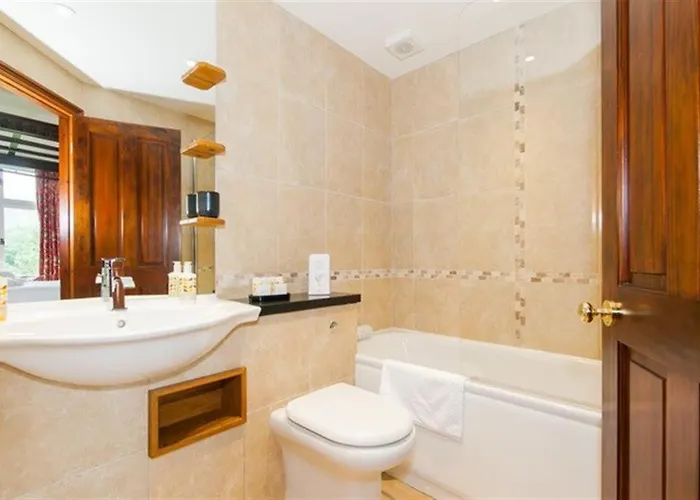 Bracken Howe 度假居 *